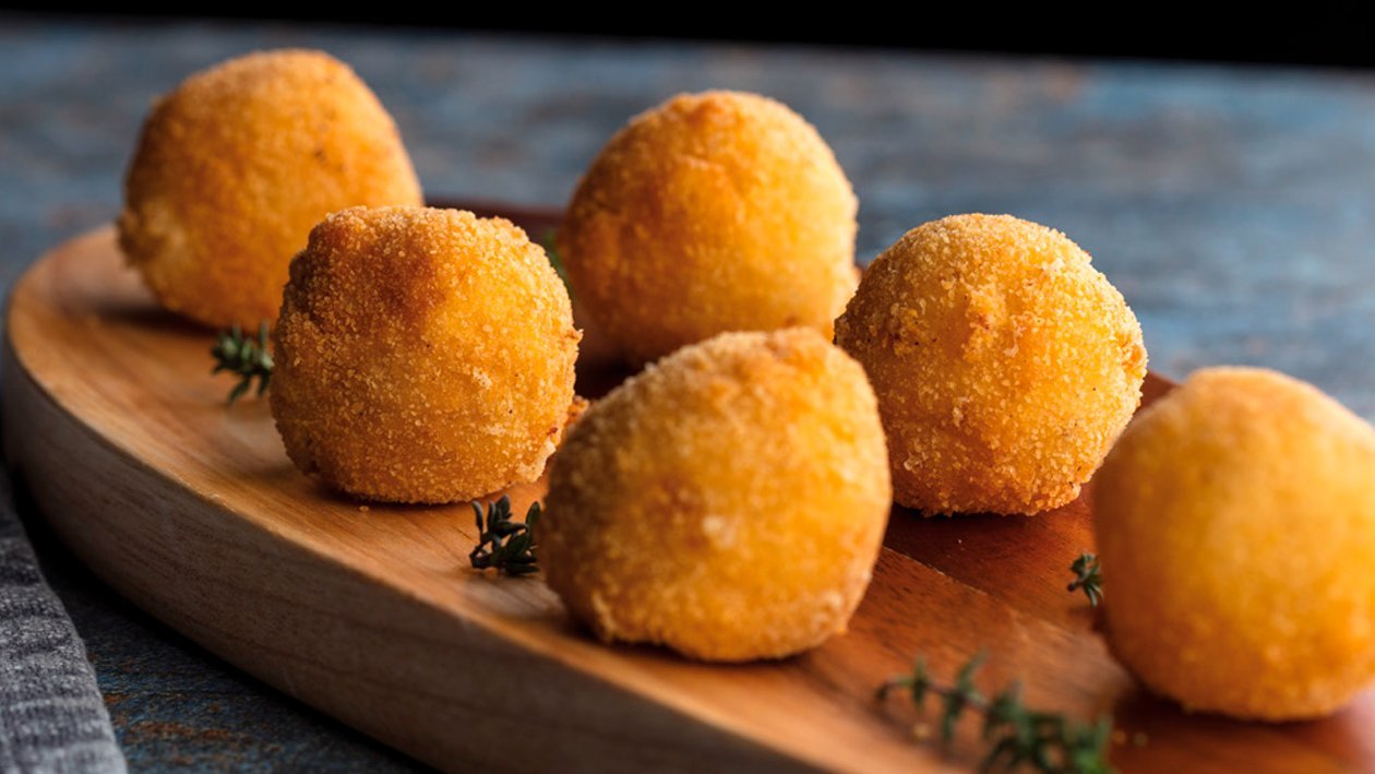 Croquetas de jamón pollo y huevo Croquetas de jamón pollo y huevo