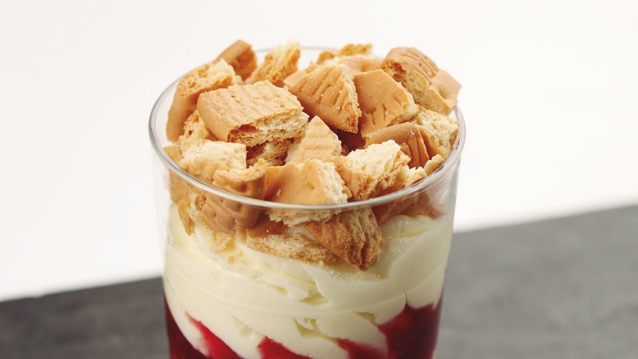 Mousse de Yogur con galleta y frutos rojos Mousse de Yogur con galleta y frutos rojos