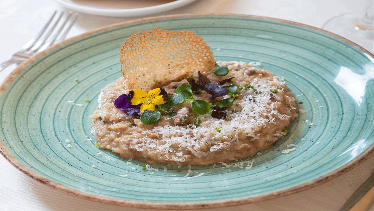 Risotto con carrillera, hongos y jamón Risotto con carrillera, hongos y jamón
