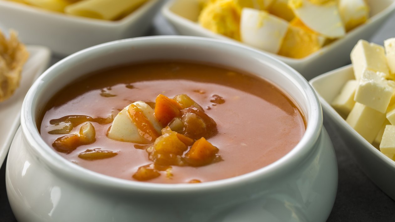 Sopa rústica de tomate y hierbas Sopa rústica de tomate y hierbas