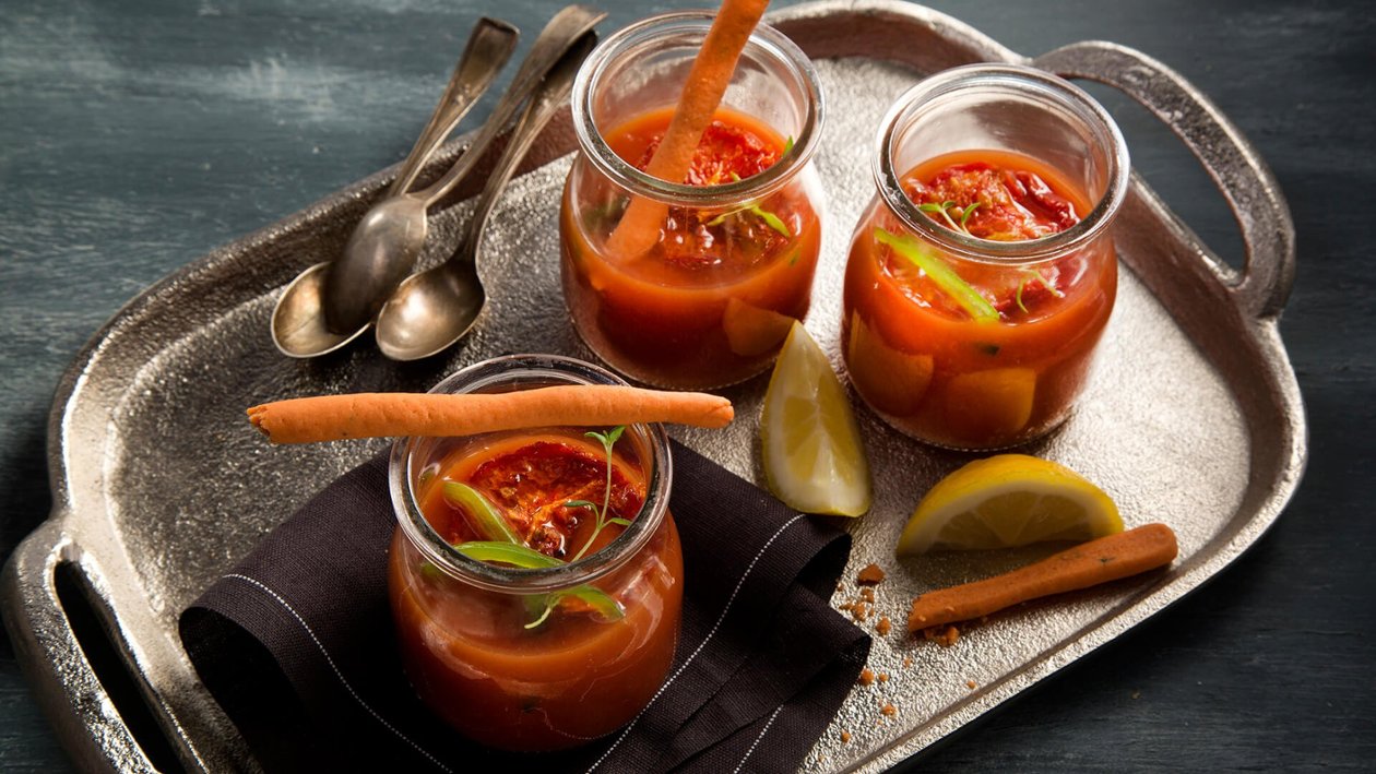 Gazpacho de Tomate Gazpacho de Tomate