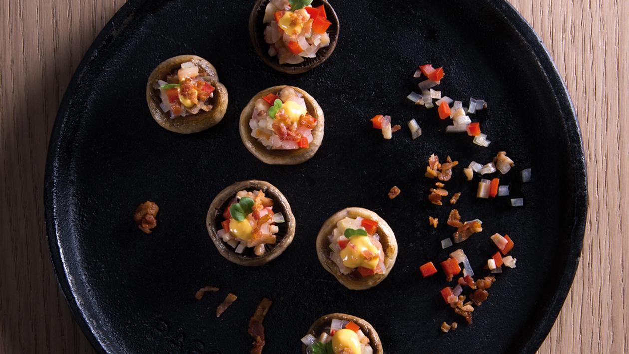 Hongos Crimini Rellenos de Hellmann's® Queso Cheddar Hongos Crimini Rellenos de Hellmann's® Queso Cheddar