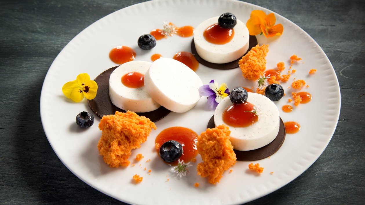 Mousse de Vainilla y Tomate Mousse de Vainilla y Tomate