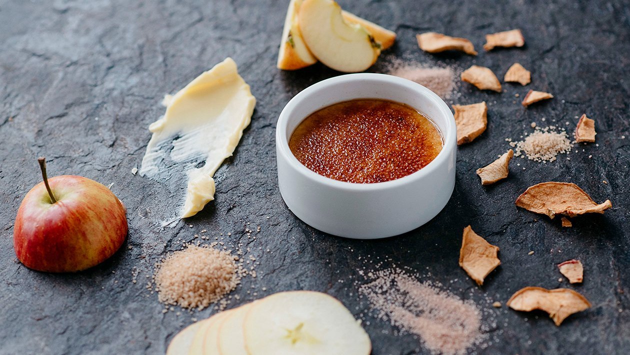 Inkivääri-uuniomena Crème Brûlée – Resepti Inkivääri-uuniomena Crème Brûlée – Resepti