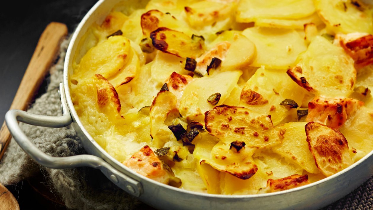 Pikantti lohilaatikko – Resepti Pikantti lohilaatikko – Resepti