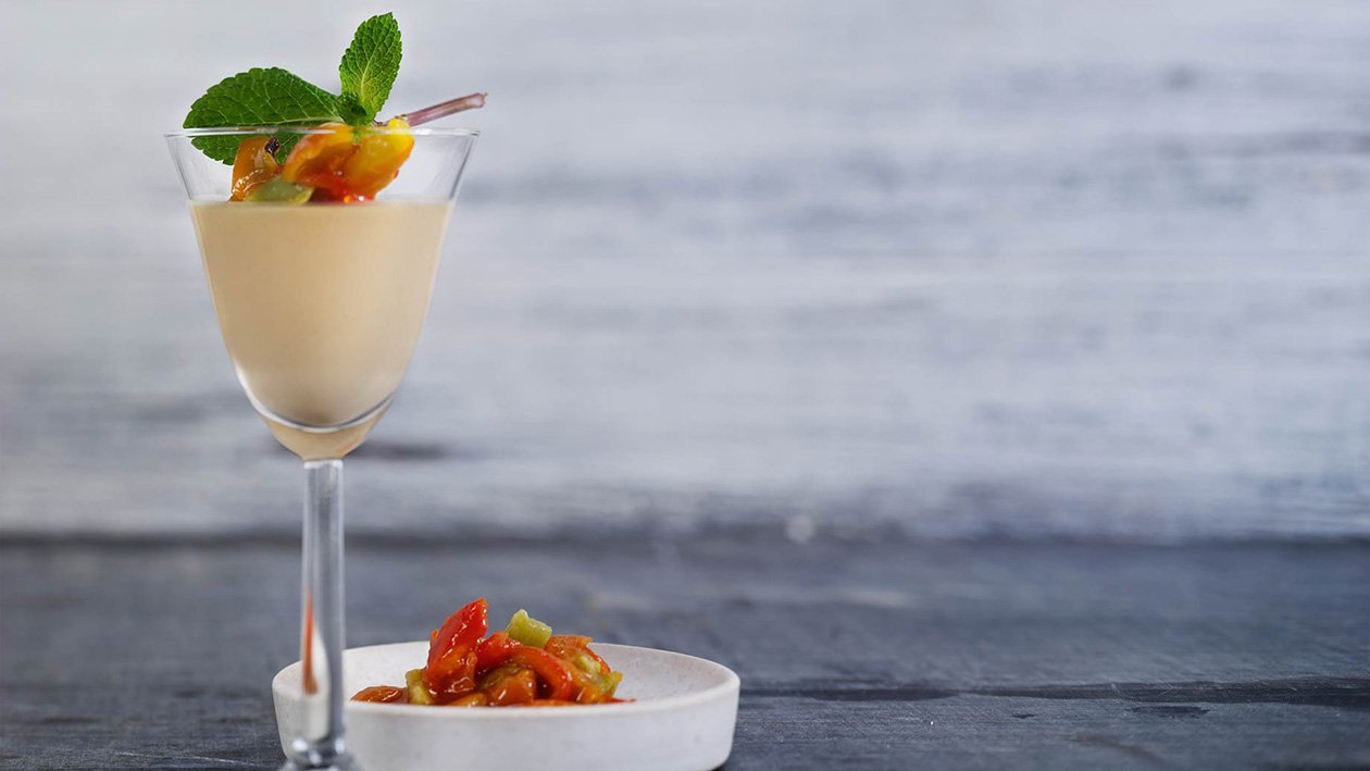 Ruusunmarja Panna Cotta – Resepti Ruusunmarja Panna Cotta – Resepti
