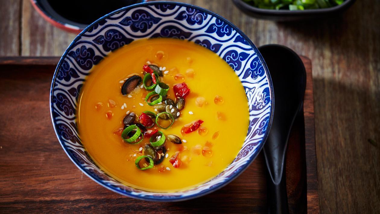Japonnaise soupe au potiron avec sauce soja & beurre – Recette Japonnaise soupe au potiron avec sauce soja & beurre – Recette