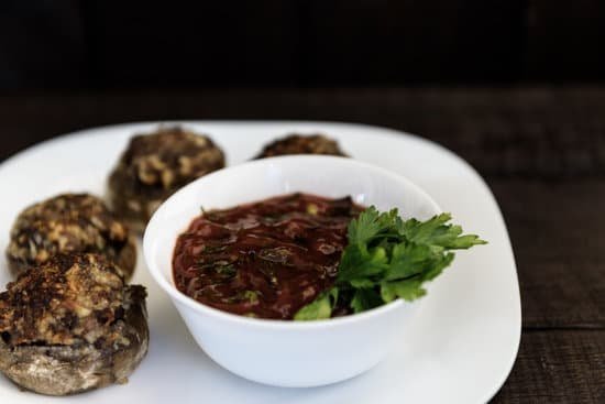 Sauce brune aux champignons – Recette Sauce brune aux champignons – Recette