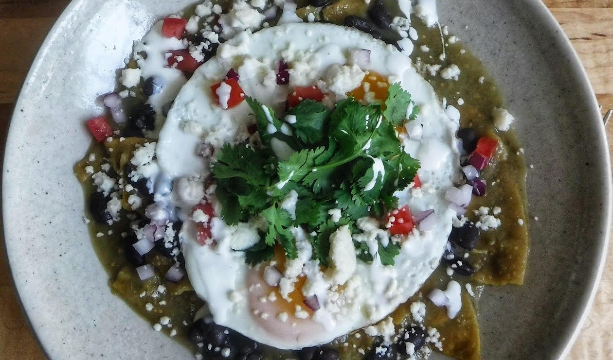 Chilaquiles Verdes aux Oeufs Frits – recette Chilaquiles Verdes aux Oeufs Frits – recette