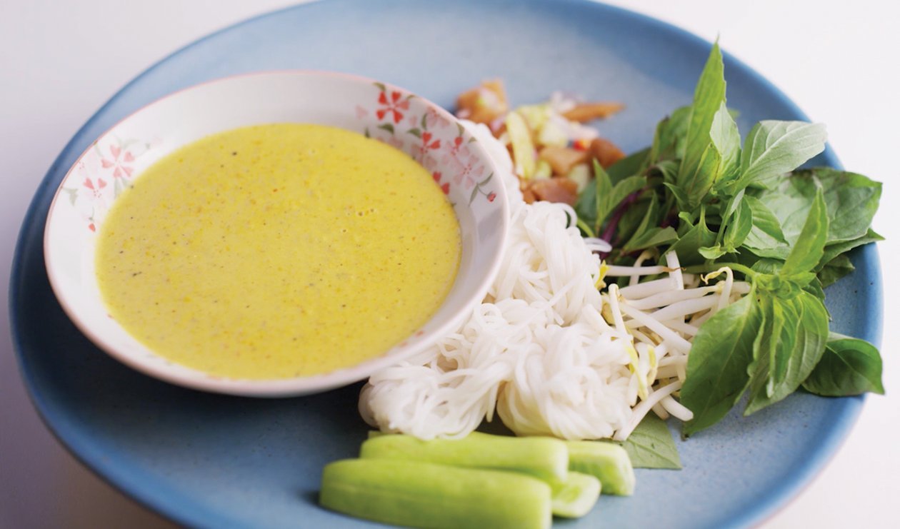 Rice Noodle with Fish Curry Sauce – recette Rice Noodle with Fish Curry Sauce – recette