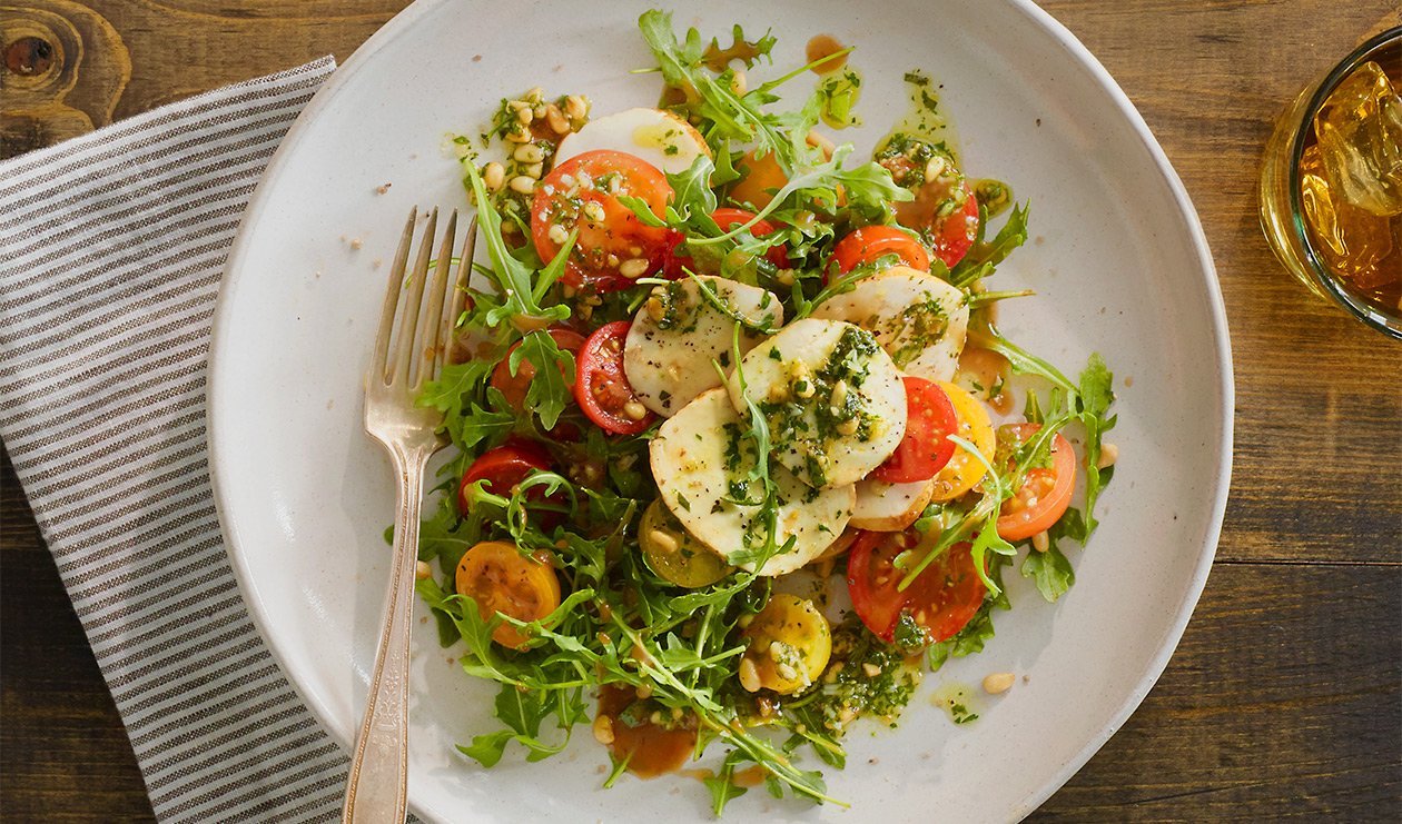 Salade Caprese Fumée – recette Salade Caprese Fumée – recette