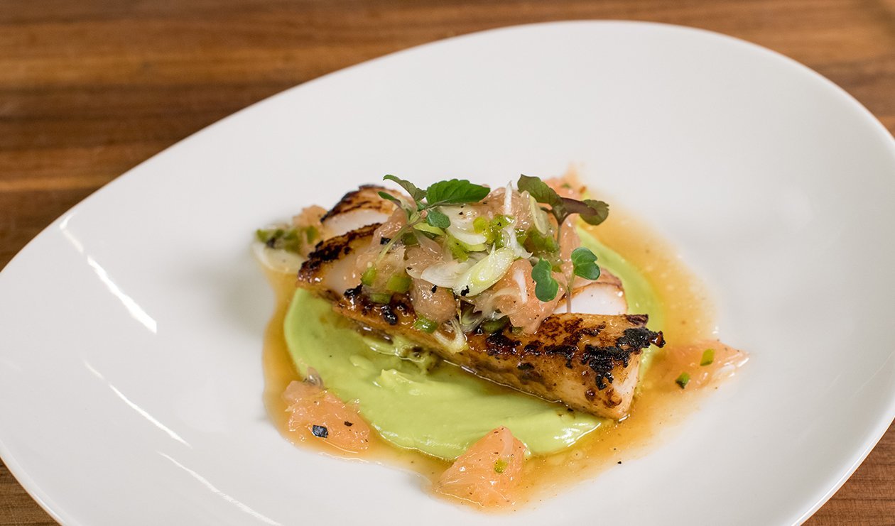 Seared Black Cod with Grapefruit Relish – recette Seared Black Cod with Grapefruit Relish – recette
