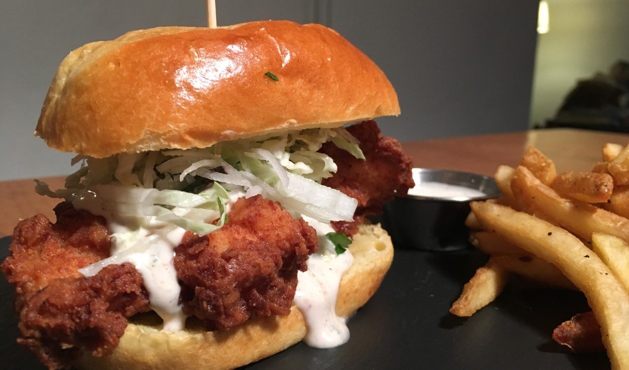 Smoky ‘n Spicy California Ranch Chicken Sandwich – recette Smoky ‘n Spicy California Ranch Chicken Sandwich – recette
