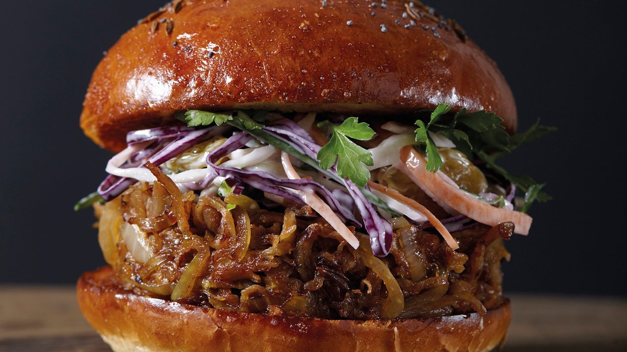 Burger sa svinjetinom Burger sa svinjetinom