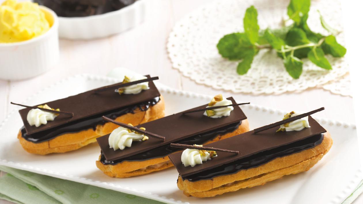 Banana Cream Eclaire Banana Cream Eclaire