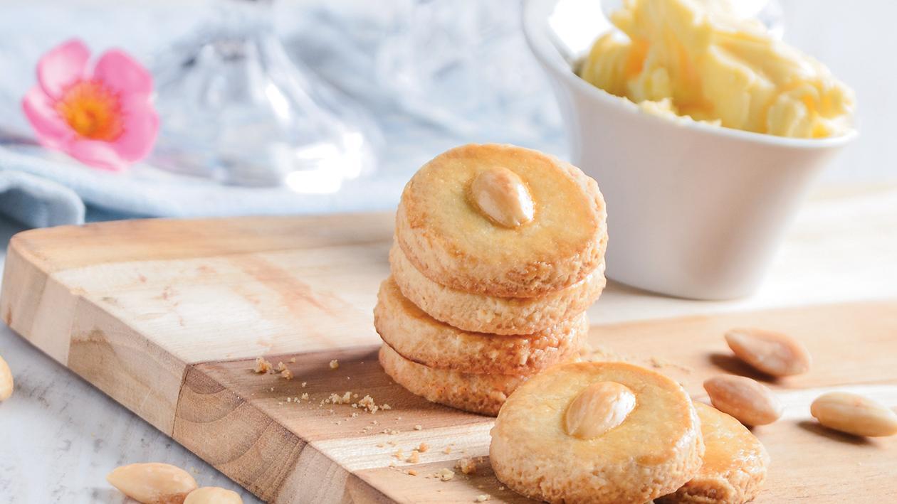 CNY Almond Cookies CNY Almond Cookies