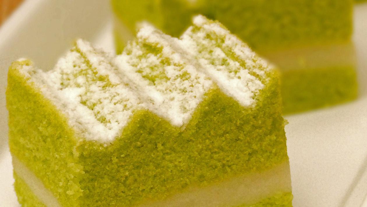 Pandan Layer Cake Pandan Layer Cake