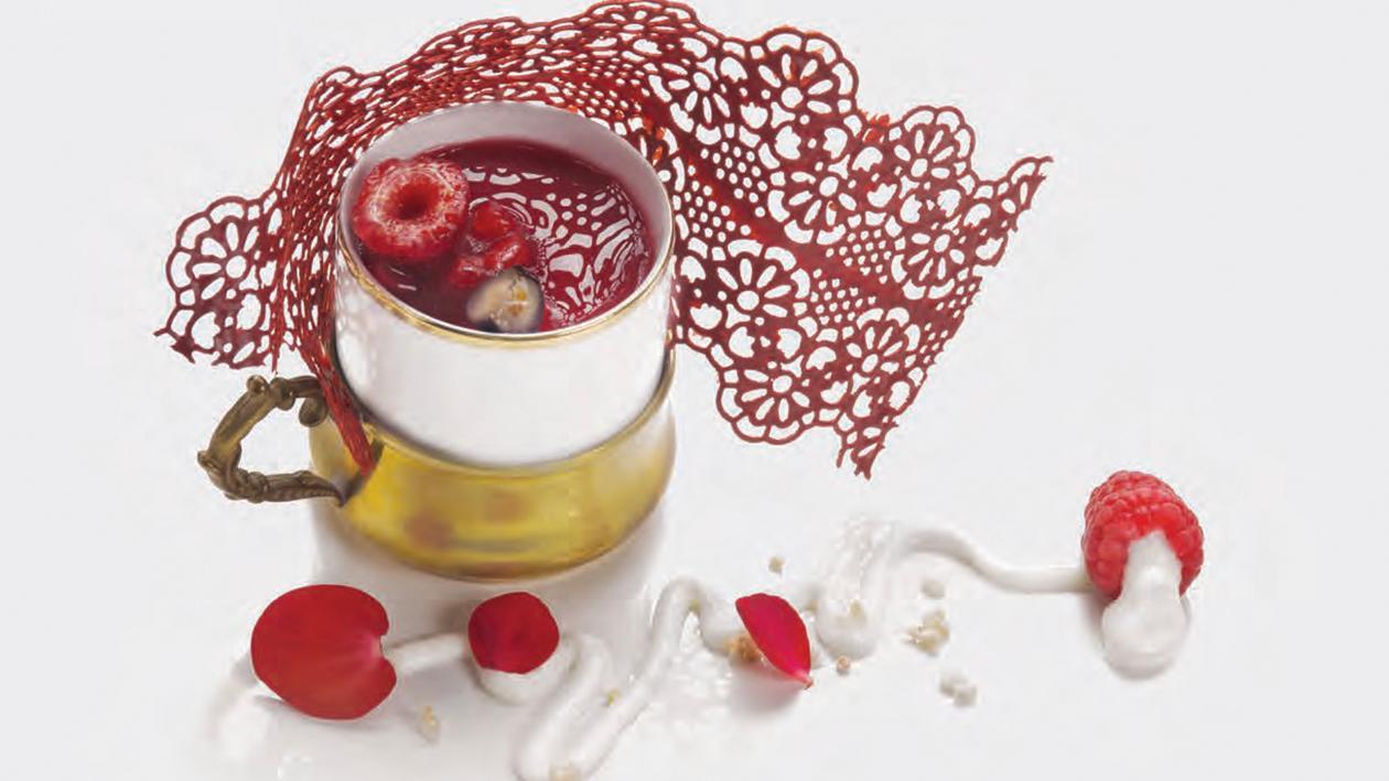 Absolut vintage: Mousse allo yogurt e quinoa e gelatina di frutti rossi – Ricetta Absolut vintage: Mousse allo yogurt e quinoa e gelatina di frutti rossi – Ricetta