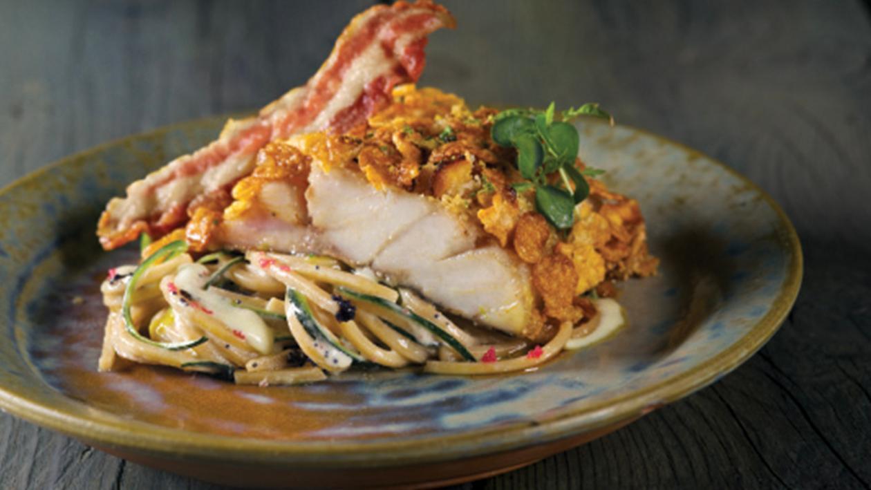 Branzino in crosta di patate e corn flakes su spaghetti integrali alla carbonara di wasabi – Ricetta Branzino in crosta di patate e corn flakes su spaghetti integrali alla carbonara di wasabi – Ricetta