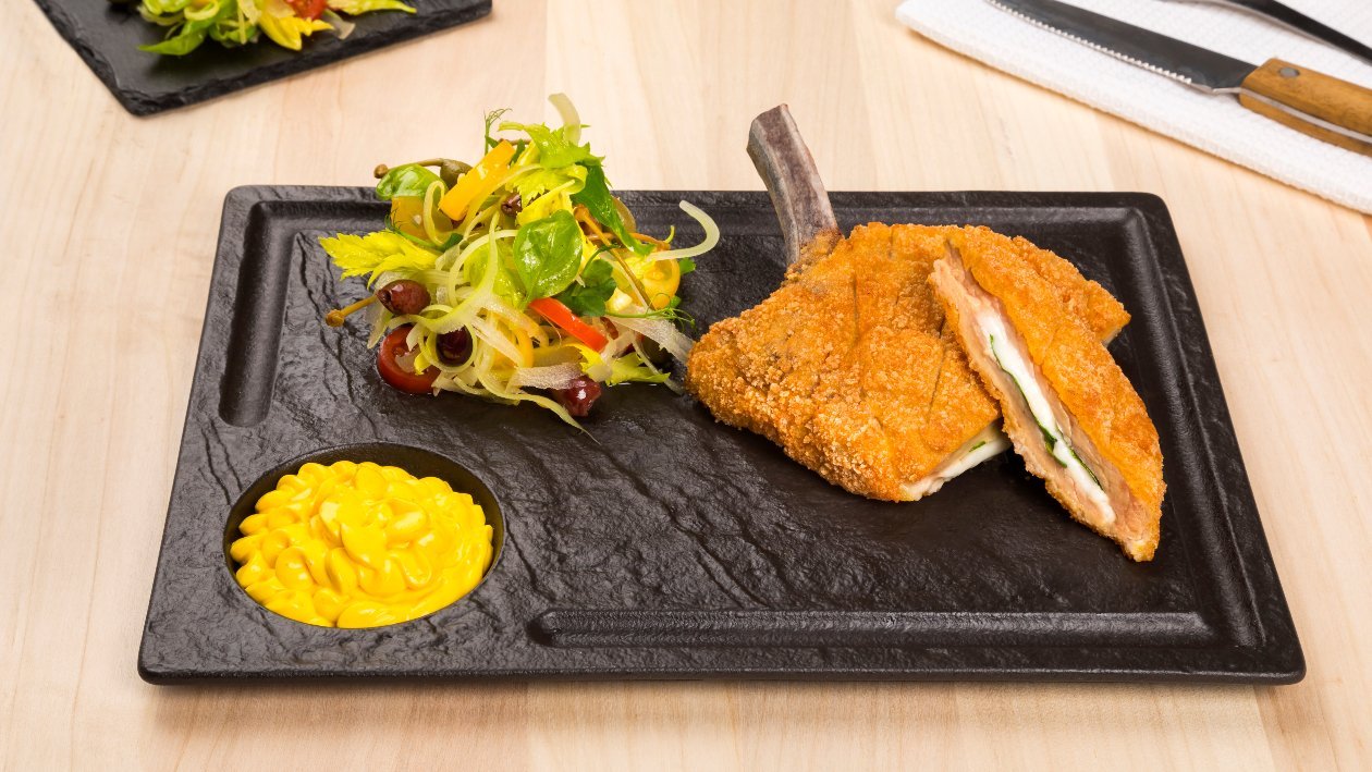 Costoletta di vitello alla milanese – Ricetta Costoletta di vitello alla milanese – Ricetta