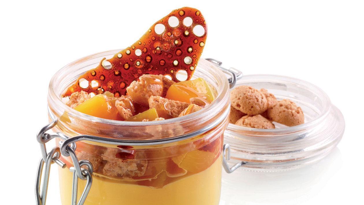 Crema catalana con pesche e amaretti – Ricetta Crema catalana con pesche e amaretti – Ricetta