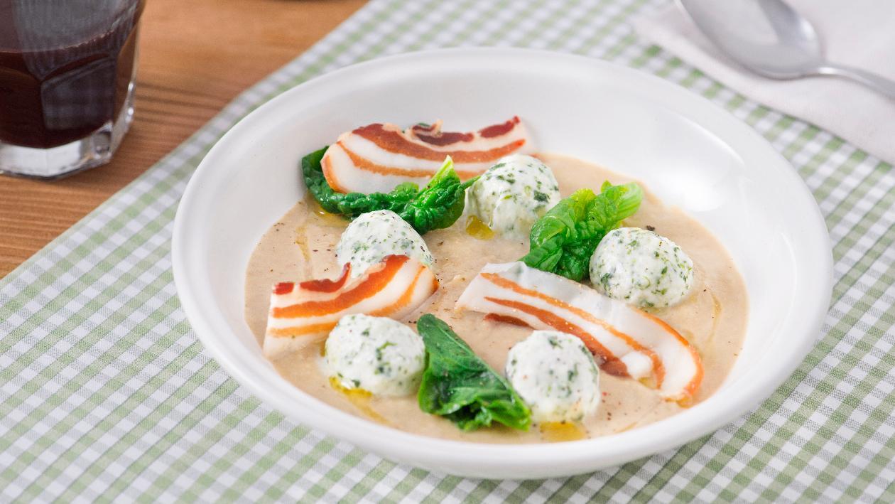 Crema di carciofi con gnudi di spinaci e pancetta essiccata – Ricetta Crema di carciofi con gnudi di spinaci e pancetta essiccata – Ricetta
