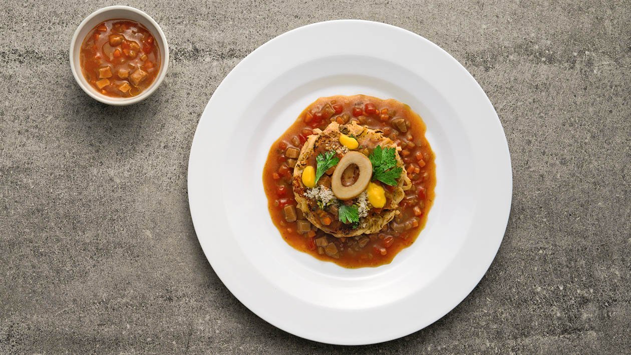 Frittatina di spaghetti saltati alla milanese con ragù di osso buco, crema di parmigiano allo zafferano e gremolada – Ricetta Frittatina di spaghetti saltati alla milanese con ragù di osso buco, crema di parmigiano allo zafferano e gremolada – Ricetta