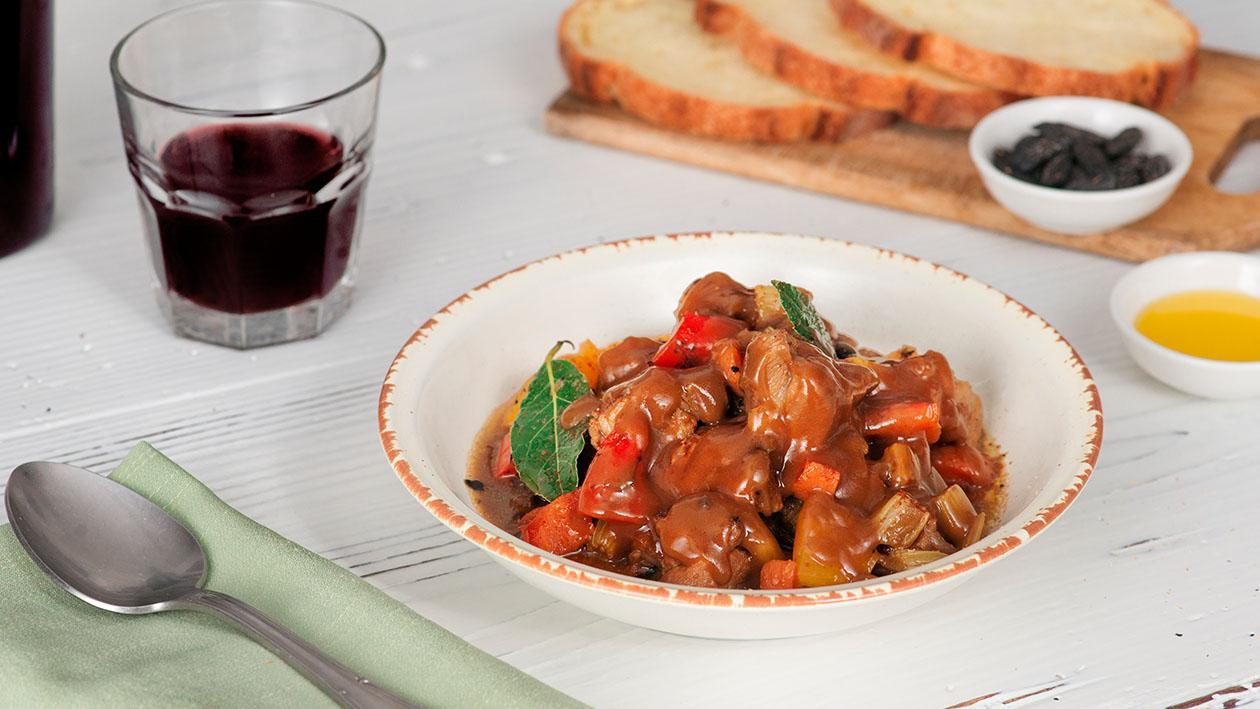 Goulash di maiale alla fava di tonka – Ricetta Goulash di maiale alla fava di tonka – Ricetta