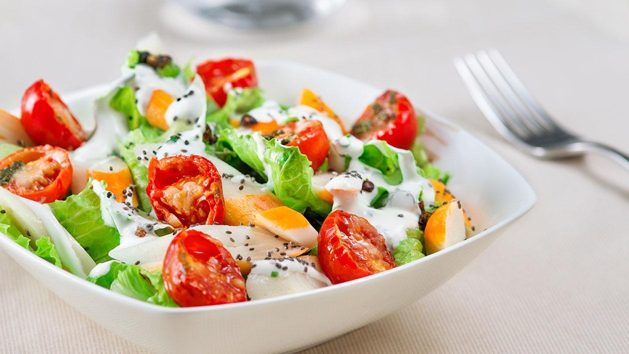 Insalatina croccante di lattuga, polpa di granchio, dressing allo yogurt greco e semi di chia – Ricetta Insalatina croccante di lattuga, polpa di granchio, dressing allo yogurt greco e semi di chia – Ricetta