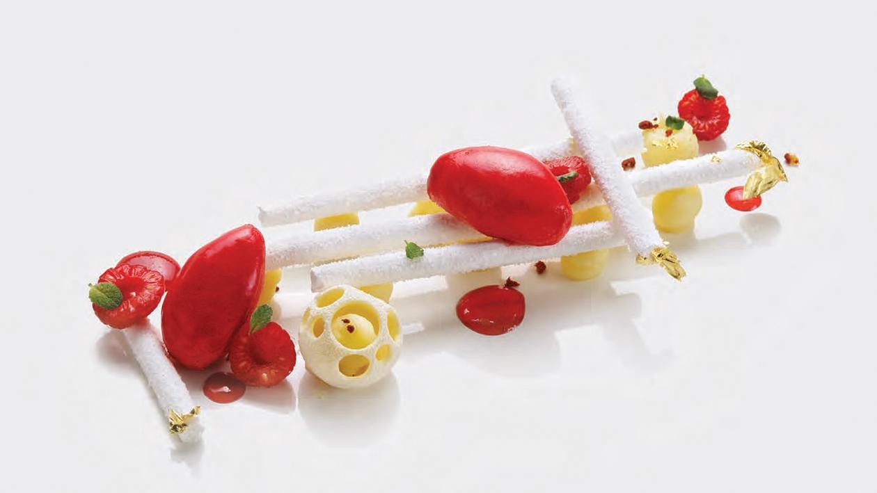 Mont-rouge: Meringa francese, sorbetto ai frutti di bosco, cremoso al latte – Ricetta Mont-rouge: Meringa francese, sorbetto ai frutti di bosco, cremoso al latte – Ricetta