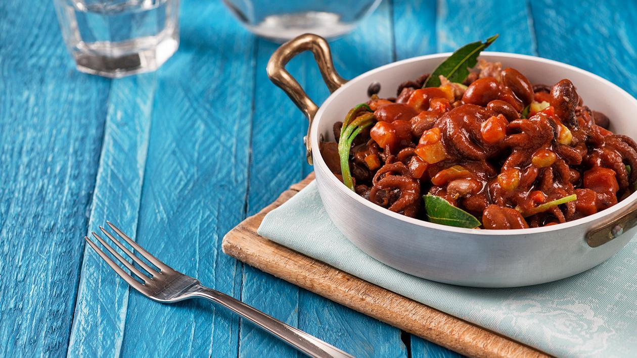 Moscardini alla Luciana con salsa soia e fagioli borlotti – Ricetta Moscardini alla Luciana con salsa soia e fagioli borlotti – Ricetta