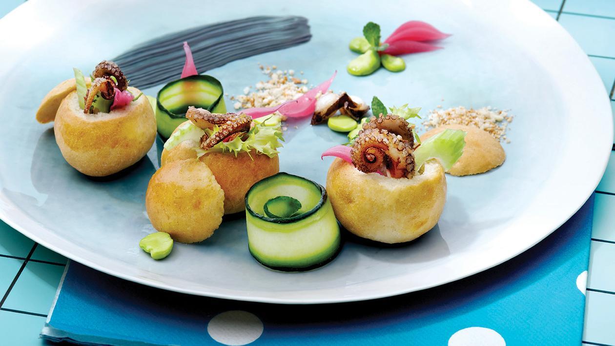 Pane cafone con panzanella e polpo arrostito condito alla mentuccia – Ricetta Pane cafone con panzanella e polpo arrostito condito alla mentuccia – Ricetta