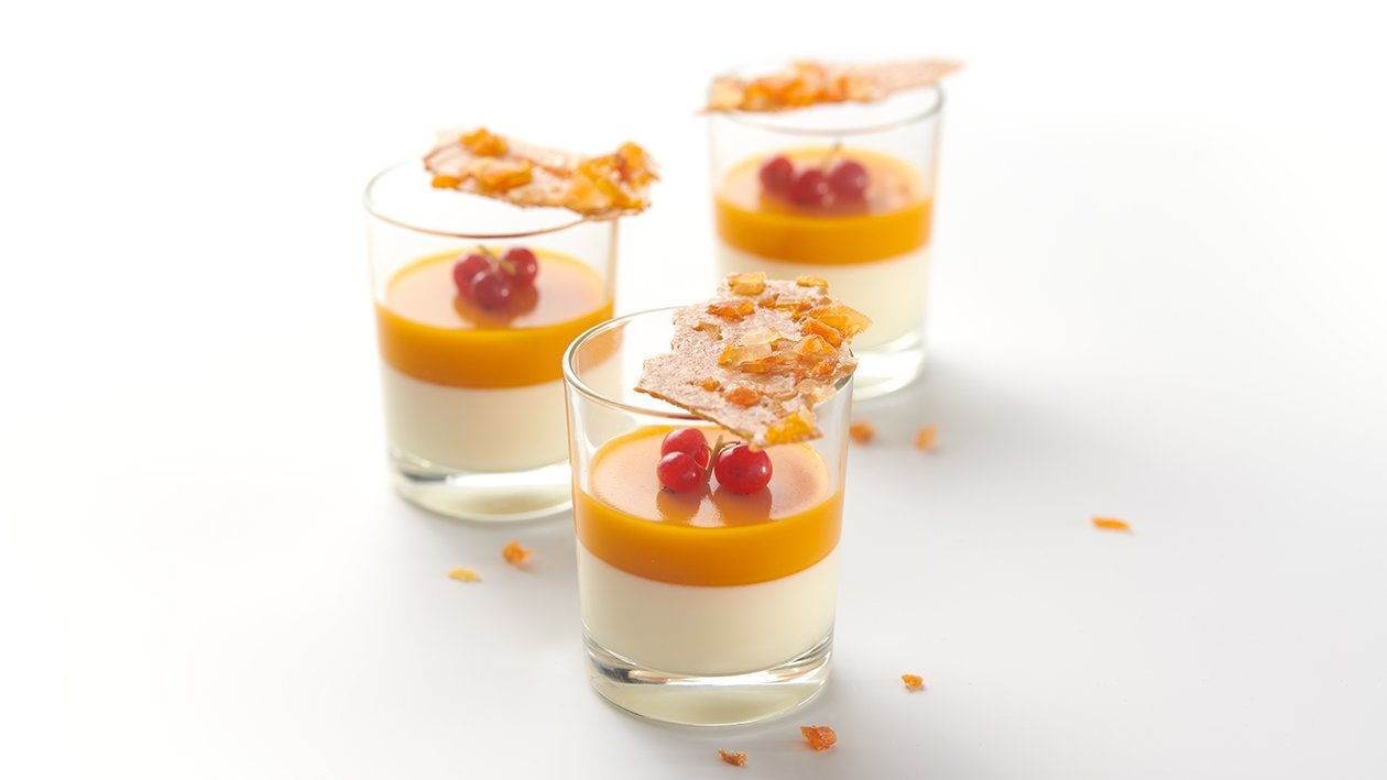 Panna cotta alla vaniglia e mango con croccante alle albicocche – Ricetta Panna cotta alla vaniglia e mango con croccante alle albicocche – Ricetta