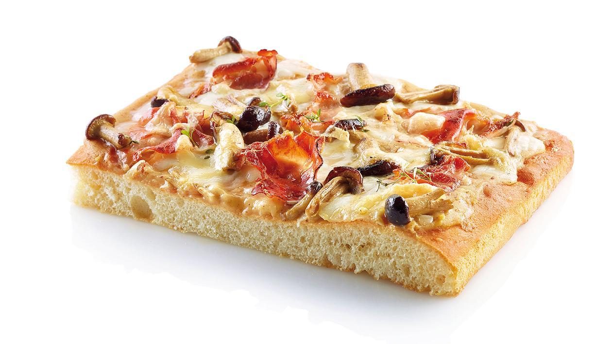 Pizza speck e funghi con salsa senape e miele – Ricetta Pizza speck e funghi con salsa senape e miele – Ricetta