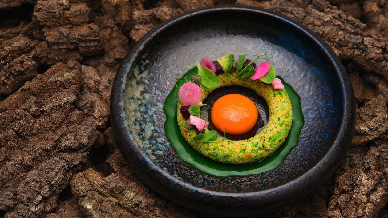#Tartare Ring di cous-cous alle zucchine e agrumi, tuorlo di carote arcobaleno di barbabietole marinate – Ricetta #Tartare Ring di cous-cous alle zucchine e agrumi, tuorlo di carote arcobaleno di barbabietole marinate – Ricetta