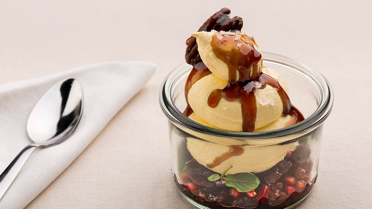 tiramisù gluten free al rum con melagrana, caramello salato e noci Pecan – Ricetta tiramisù gluten free al rum con melagrana, caramello salato e noci Pecan – Ricetta