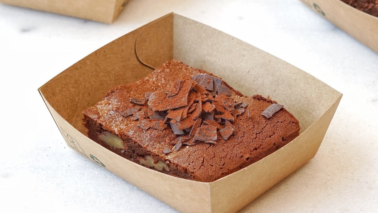 Torta al cioccolato e noci take away – Ricetta Torta al cioccolato e noci take away – Ricetta