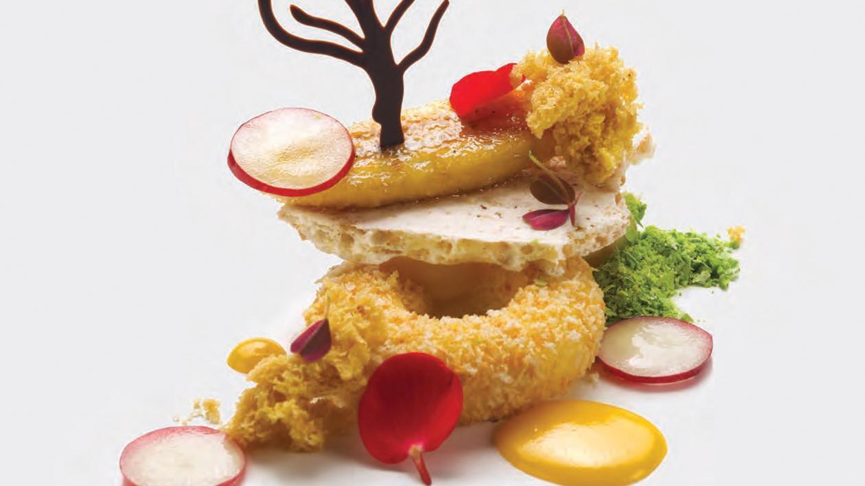 Wood: Crema fritta alla vaniglia, sponge cake alla nocciola, meringa giapponese alle arachidi e banana brulé – Ricetta Wood: Crema fritta alla vaniglia, sponge cake alla nocciola, meringa giapponese alle arachidi e banana brulé – Ricetta