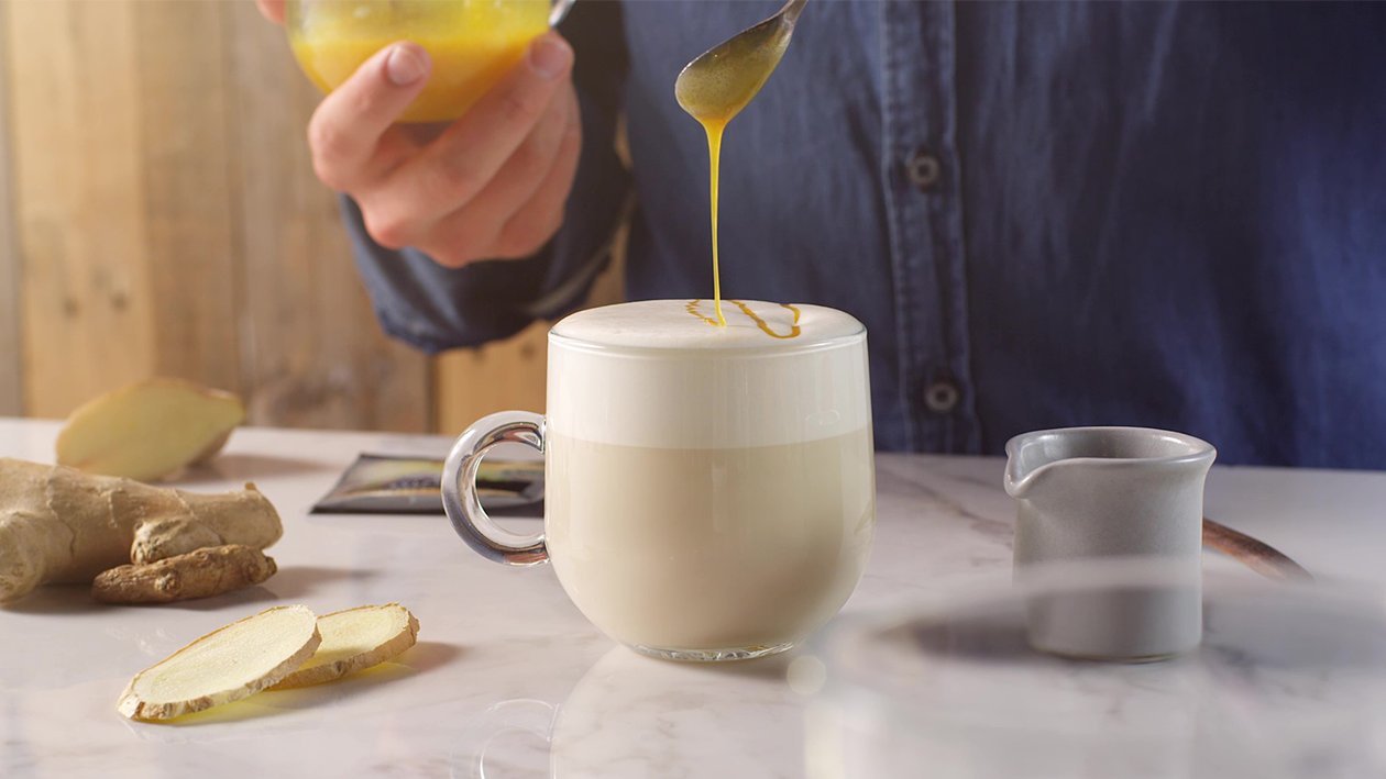 Ciberžolės - medaus Earl grey latė – Receptas Ciberžolės - medaus Earl grey latė – Receptas