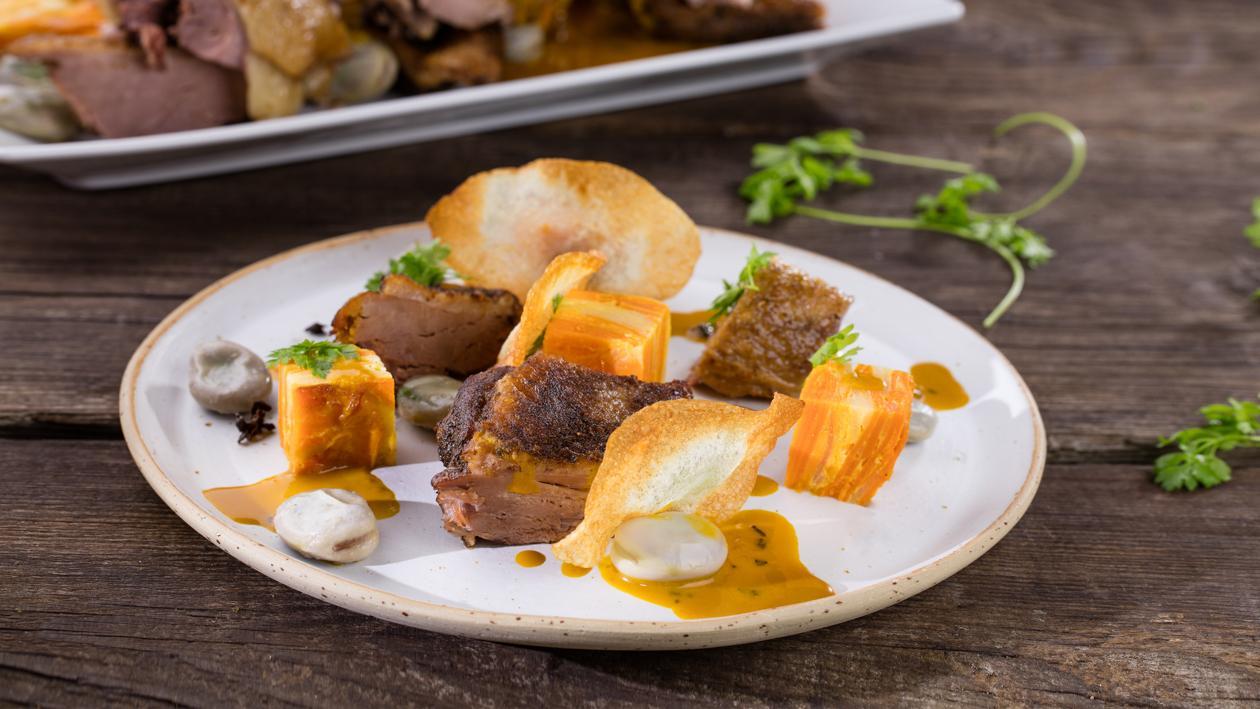 Confit žąsis su šaltalankiais ir juodosiomis voveraitėmis – Receptas Confit žąsis su šaltalankiais ir juodosiomis voveraitėmis – Receptas