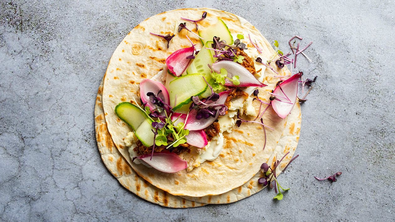Tortiljas ar plūkātu pīles gaļu – Recepte Tortiljas ar plūkātu pīles gaļu – Recepte