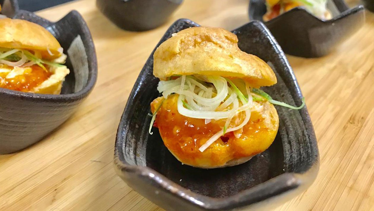 Ketam Bercili dalam Pasti Choux Ketam Bercili dalam Pasti Choux