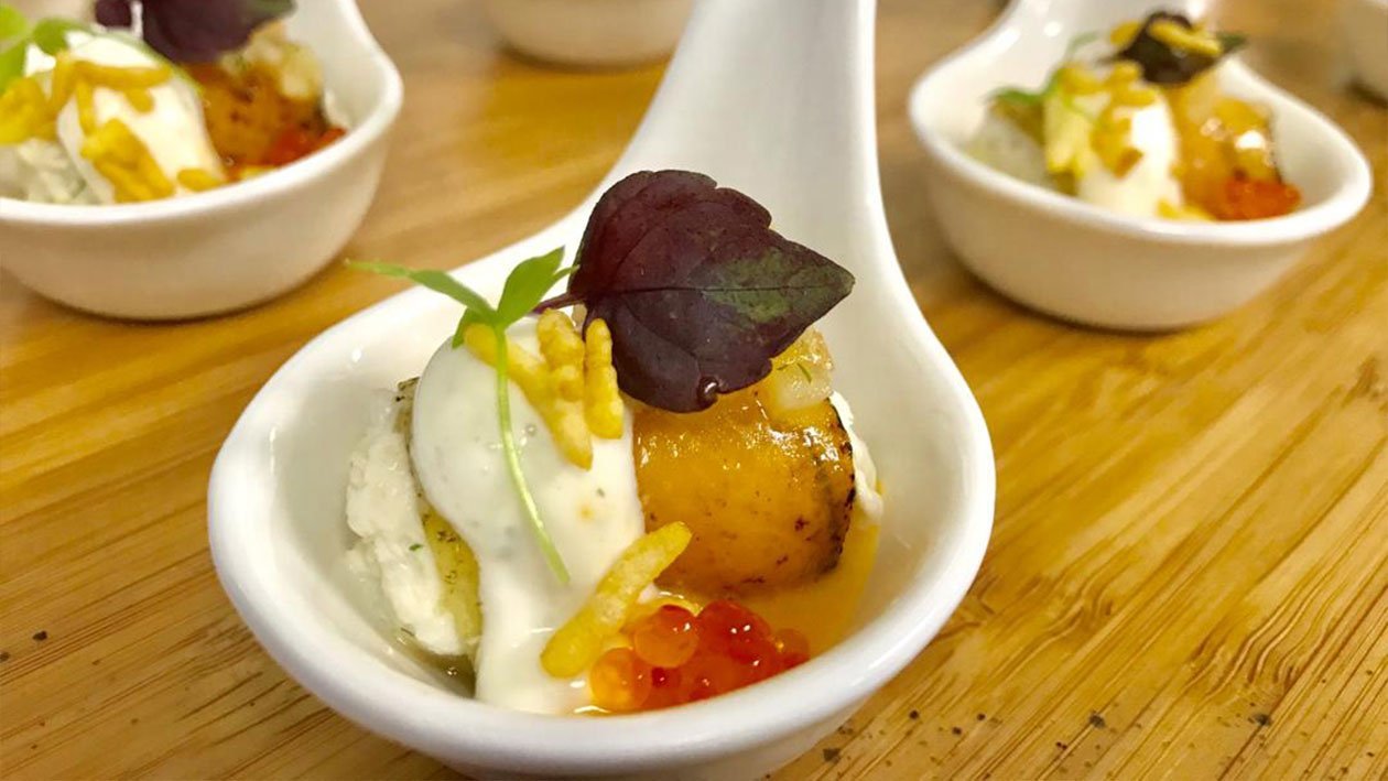 Rockmelon Gril dengan Salad Daging Ketam Rockmelon Gril dengan Salad Daging Ketam