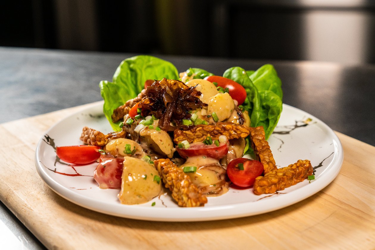 Salad Kentang dan Bawang Karamel Salad Kentang dan Bawang Karamel