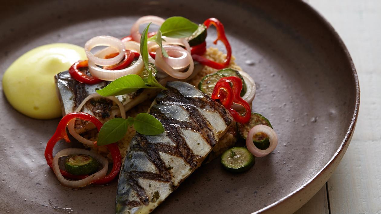 Gegrilde makreel met tabouleh en vadouvan Gegrilde makreel met tabouleh en vadouvan