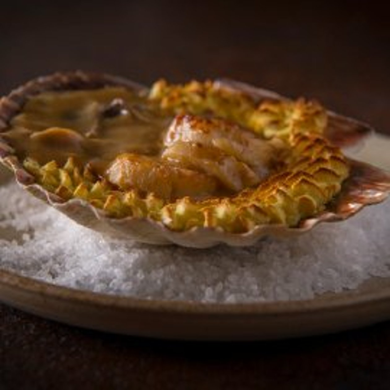 Gevulde sint-jakobsschelp met champignon – Recept Gevulde sint-jakobsschelp met champignon – Recept