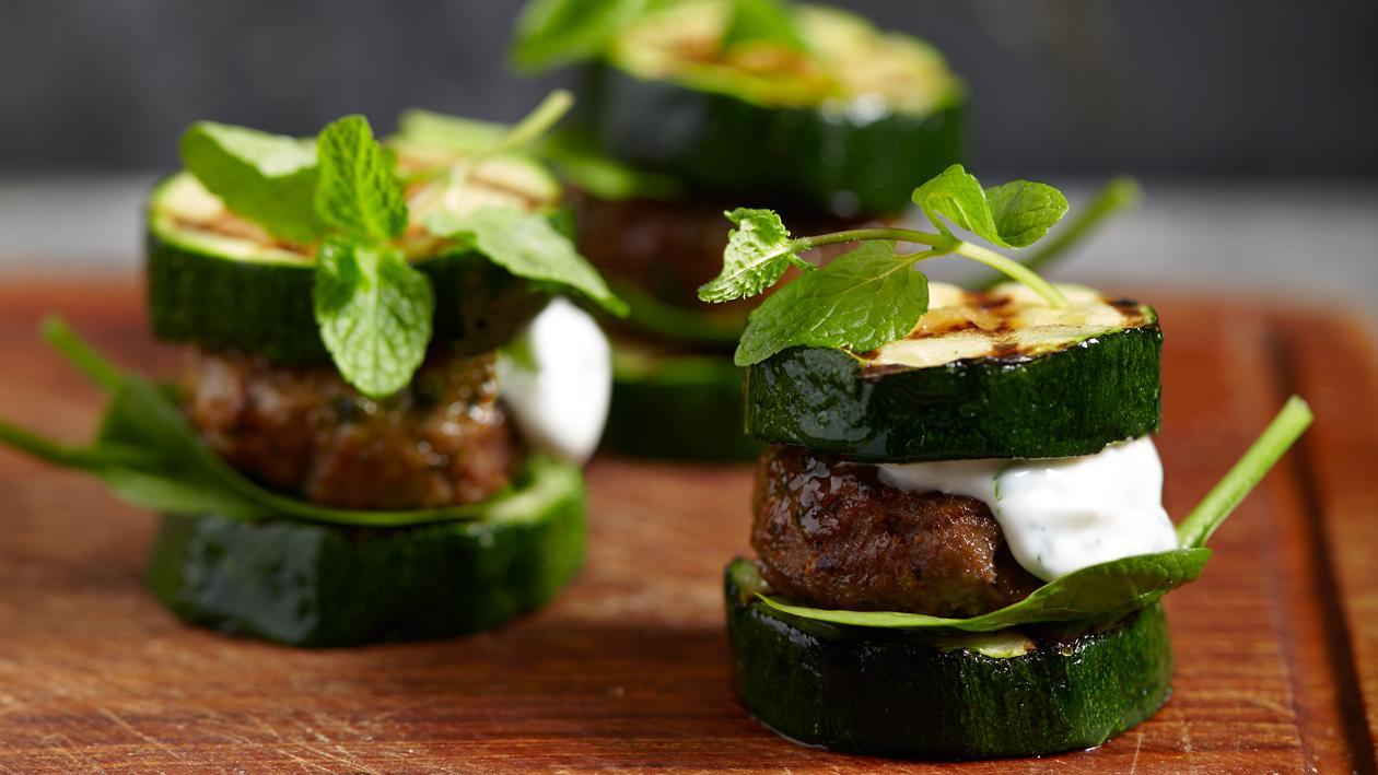 Lamsburger met courgette en munt Lamsburger met courgette en munt