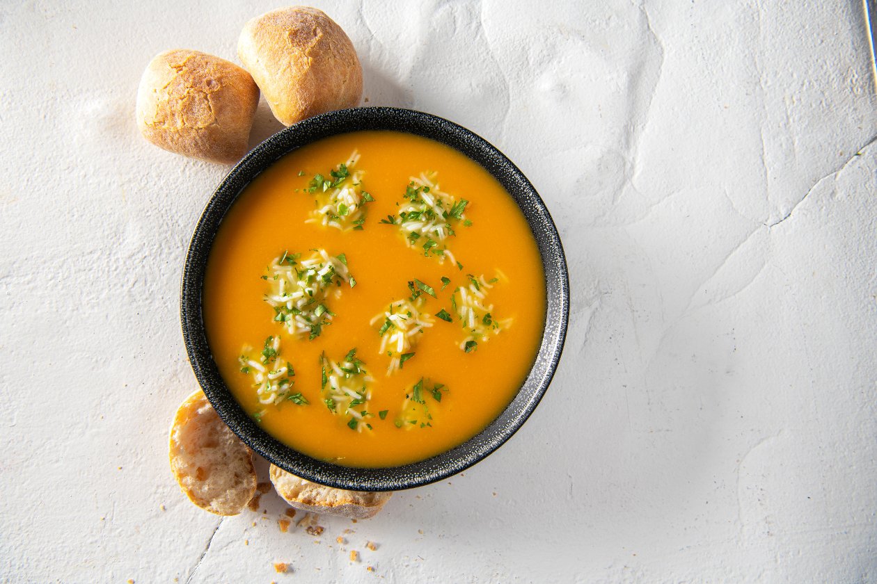 Pompoensoep met gember, koriander en basmati Pompoensoep met gember, koriander en basmati