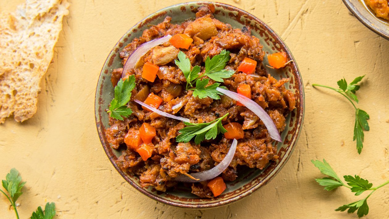 Provençaalse dip met aubergine en tomaat Provençaalse dip met aubergine en tomaat