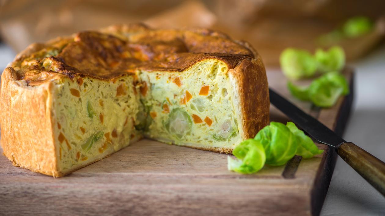 Quiche met aardappel, wortel en spruiten Quiche met aardappel, wortel en spruiten